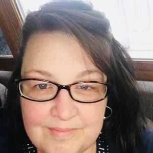 Meet your Posher, Suzanne